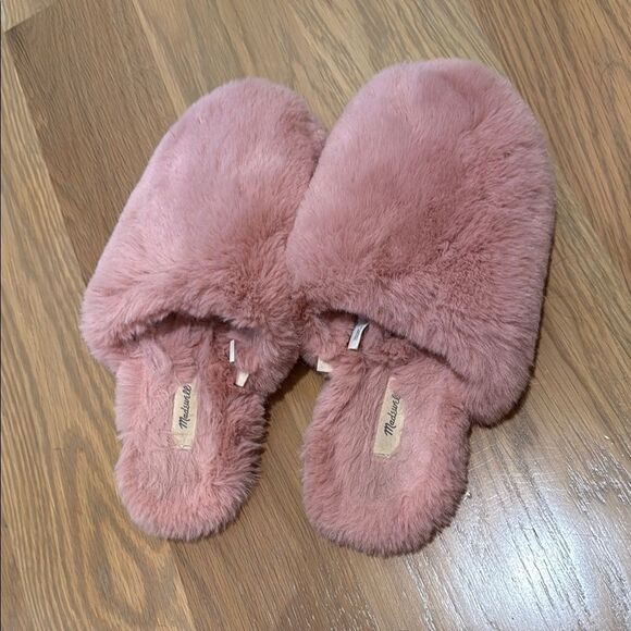 Madewell Shoes - Madewell Women's Pink Fuzzy Slippers